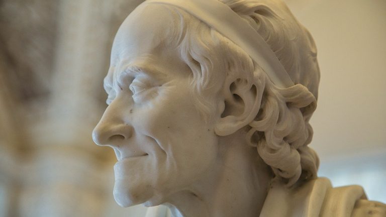 Voltaire contre les conspirationnistes