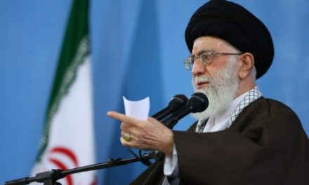 Le féminisme ? Un « complot sioniste » d’après le guide suprême iranien