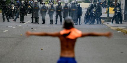 Venezuela : fragilisé, le président Maduro crie (encore) au complot et compare ses opposants aux nazis