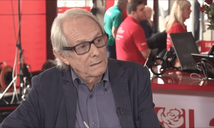 « Pas en leur nom » : la mise à l’honneur de Ken Loach fait polémique en Belgique