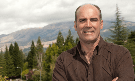 John Fitzgerald, conspirationniste, négationniste… et candidat républicain en Californie
