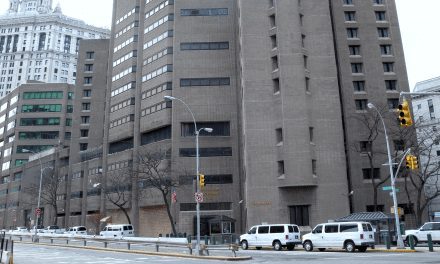 Epstein : 2 Américains sur 5 penchent pour la thèse du complot (sondage)
