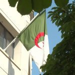 Du « génocide » au « complot néo-colonial » : comment le pouvoir algérien instrumentalise la mémoire de la guerre d&rsquo;Algérie