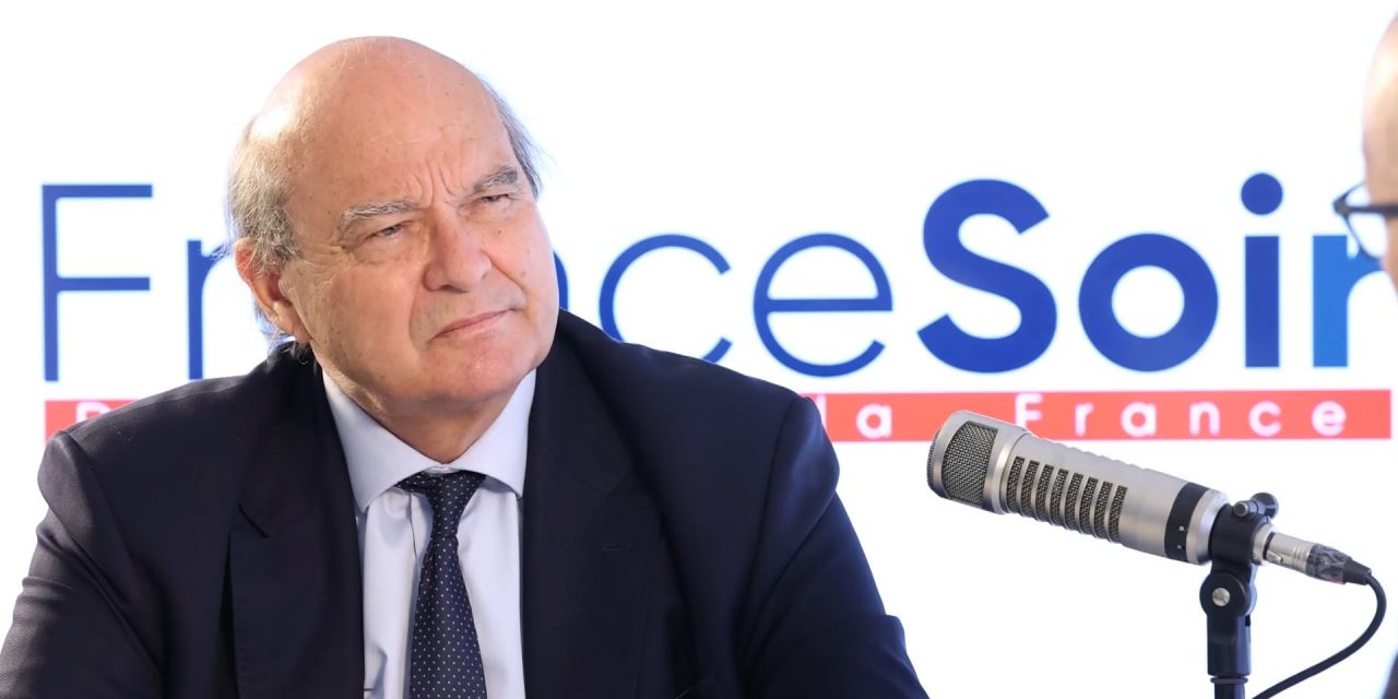 Yves Pozzo di Borgo : un ex-sénateur complotiste au service de la propagande russe